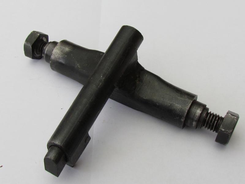 MG42 Tripod ( Fliegerdreibein ) bracket