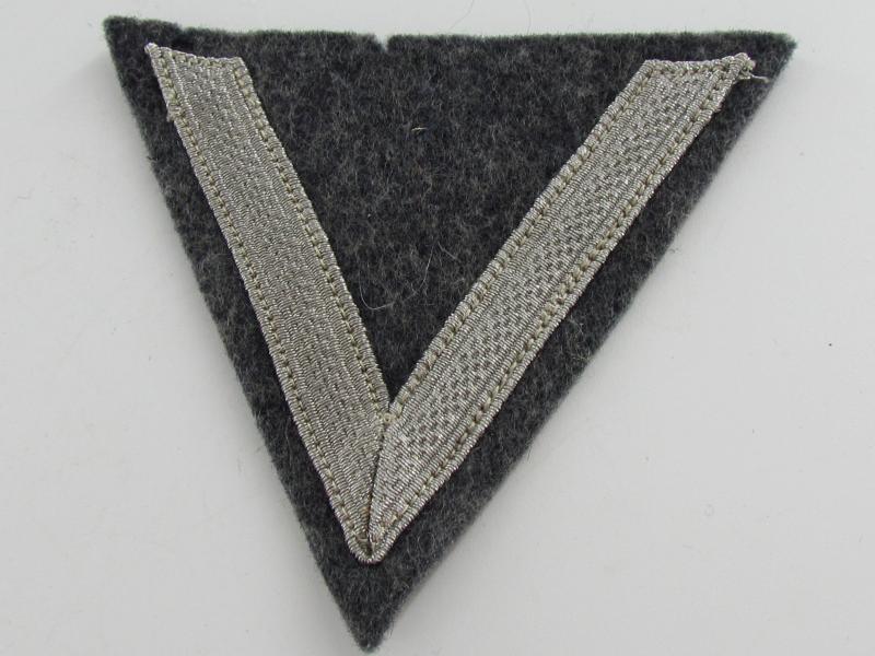 Luftwaffe Gefreiter chevron