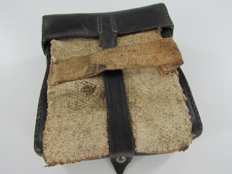 MG34-42 Tool Pouch marked fsx1943 with Barrel Changing Mit