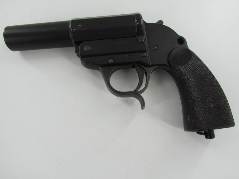 LP34 Aluminum flare gun marked