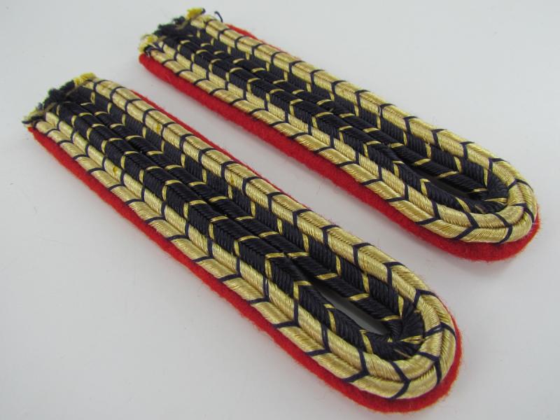 Reichsbahn Pay Group Shoulder Board Set