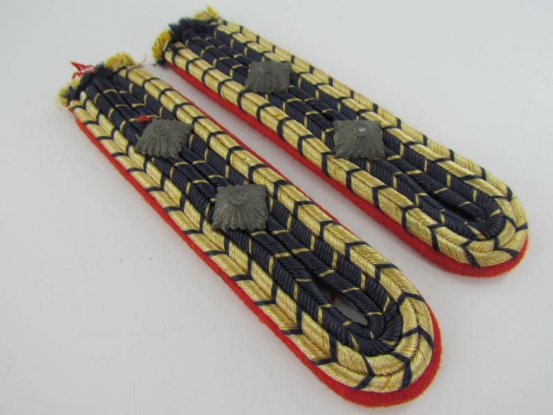 Reichsbahn Pay Group Shoulder Board Set