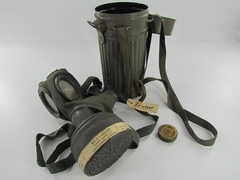 AUER German Luftschutz gasmask set