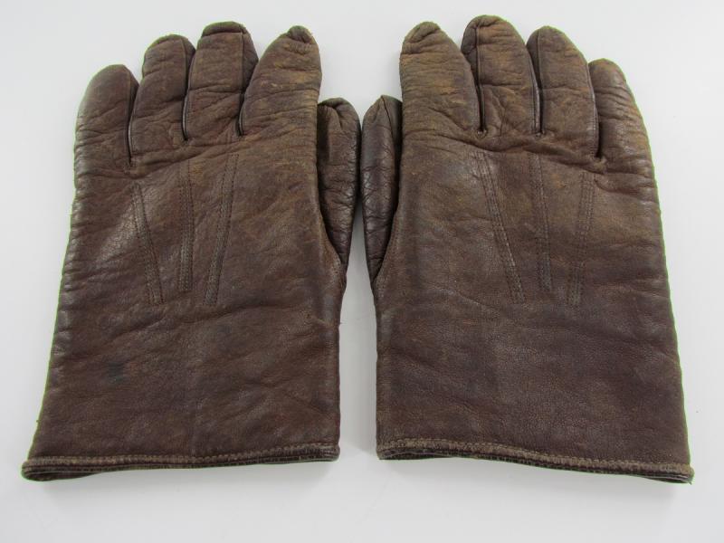 Privatly purchased WH/SS Officer Winter Gloves