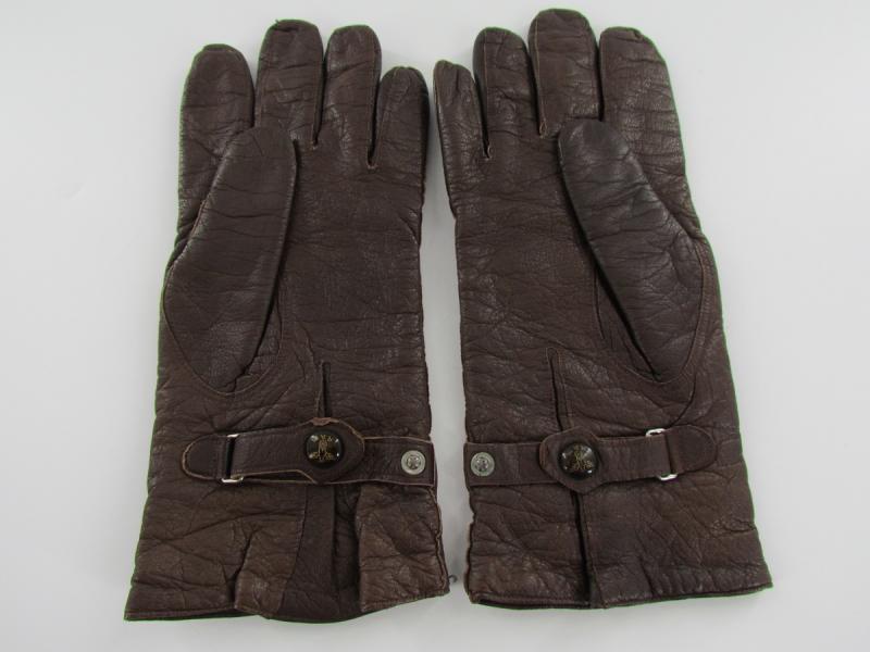 Calfskin gloves for an RAM officer....very rare !!