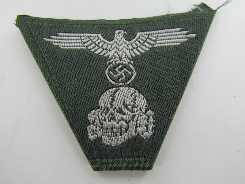 Waffen-SS M43 Cap Trapezoid in green