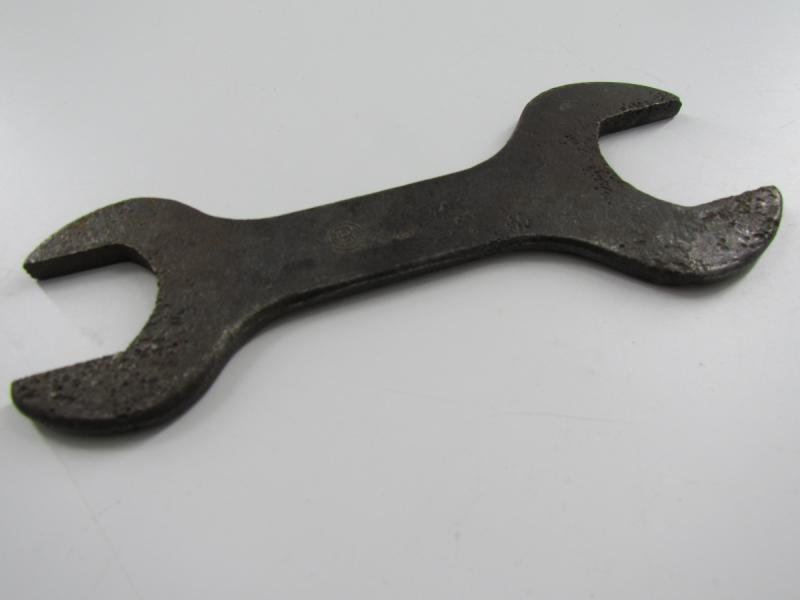 WH/SS MG Tool Box / Pouch Tool  ( Combination Spanner )