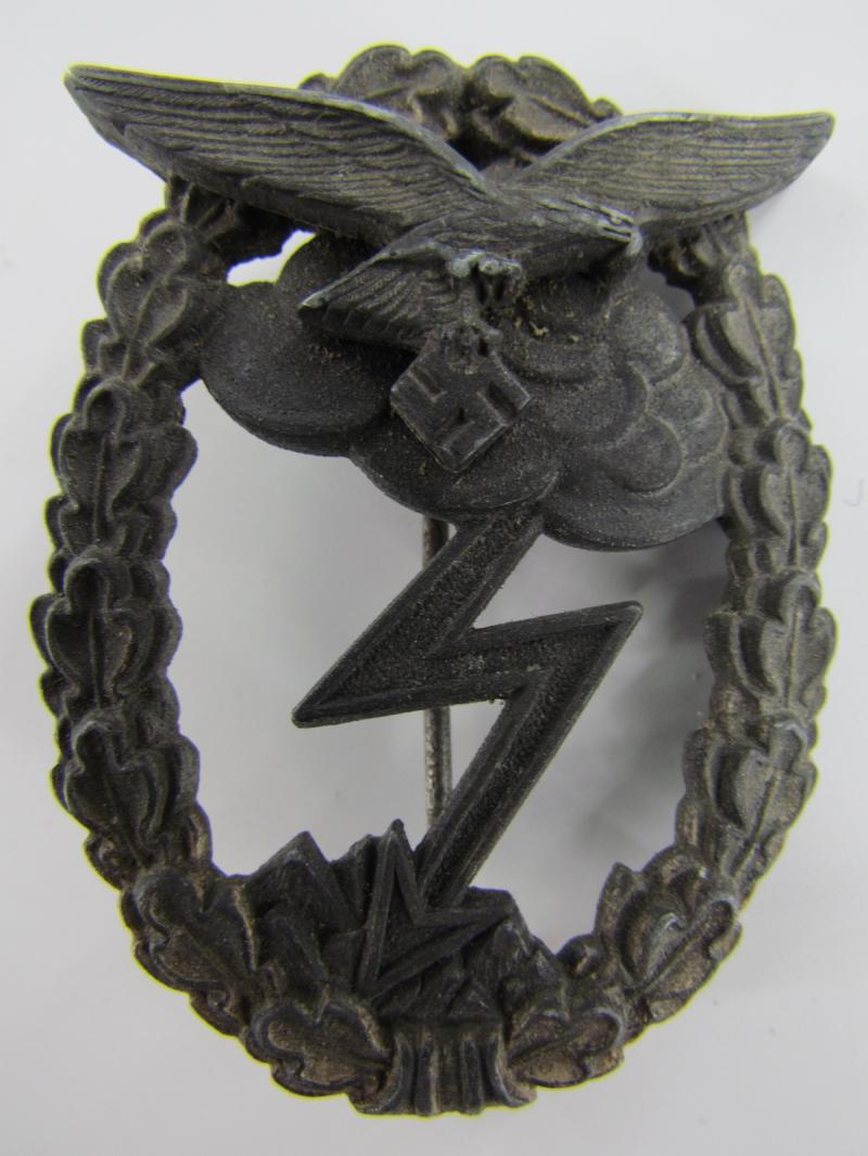 Luftwaffe Ground Assault Badge, Erdkampfabzeichen Marked GB