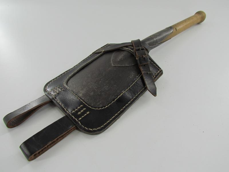 Wehrmacht M31 Trench Tool (shovel) in  Cover