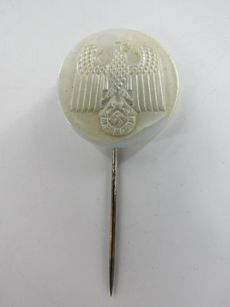 Winterhelp WHW Stick pin Badge