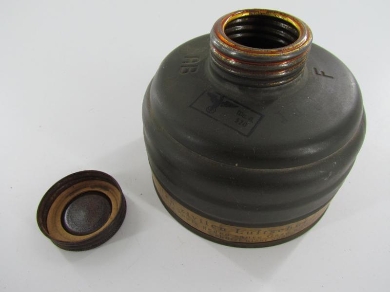 German Luftschutz gasmask Filter