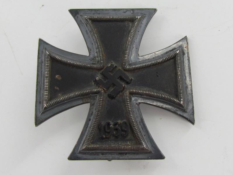 WH/SS Iron Cross First Class Maker Marked 107