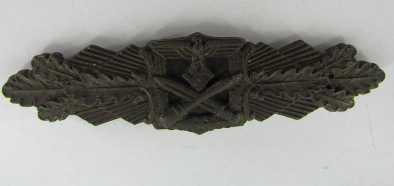 Close Combat Clasp (Nahkampfspange) in Bronze Marked