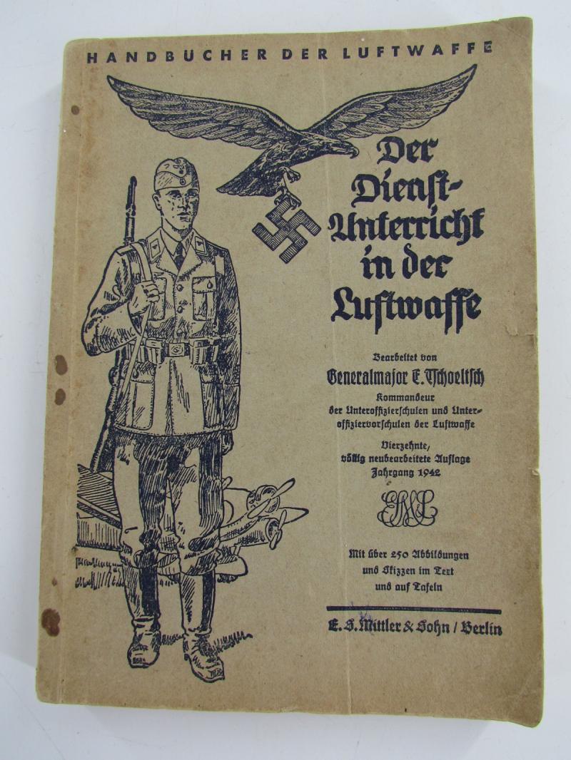 Luftwaffe Handbook - 'Reibert' Der Dienst-Unterricht in der Luftwaffe'