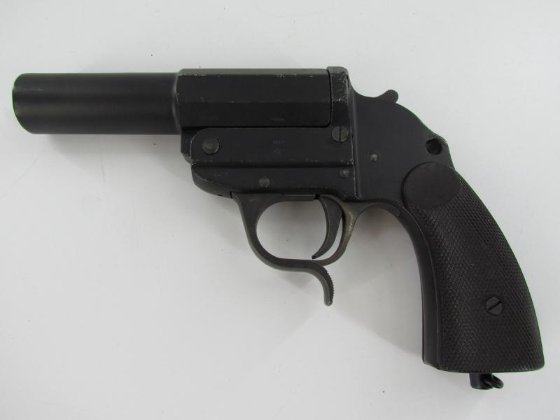 LP34 Aluminum flare gun marked ayf42