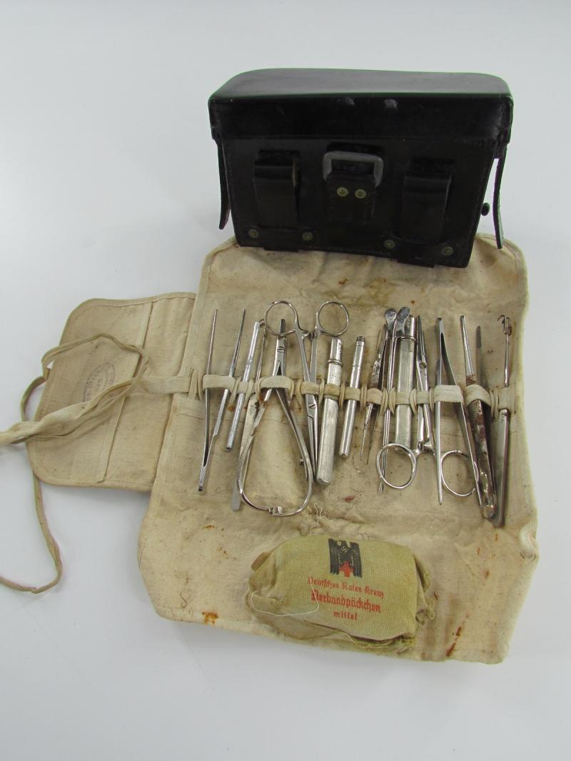 WH/SS Black Medical Pouch With Contents Marked jln1942