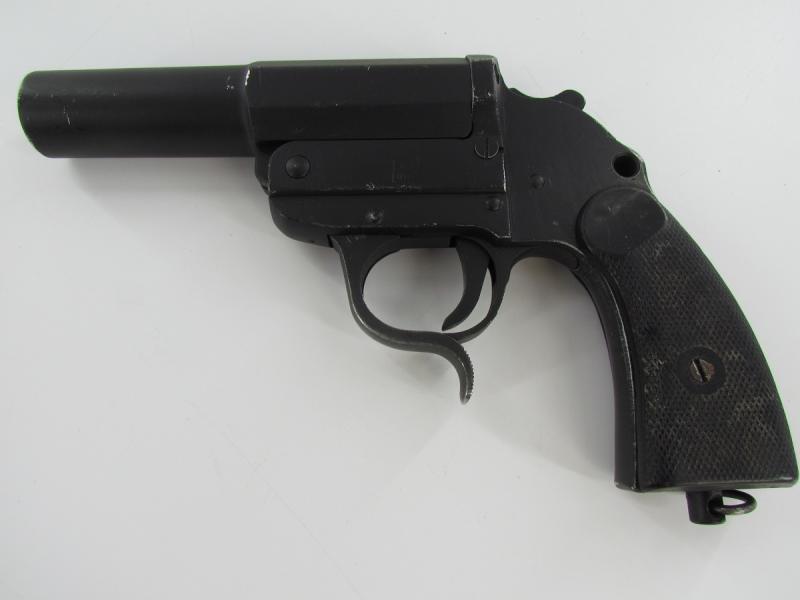 LP34 Aluminum flare gun marked duv43