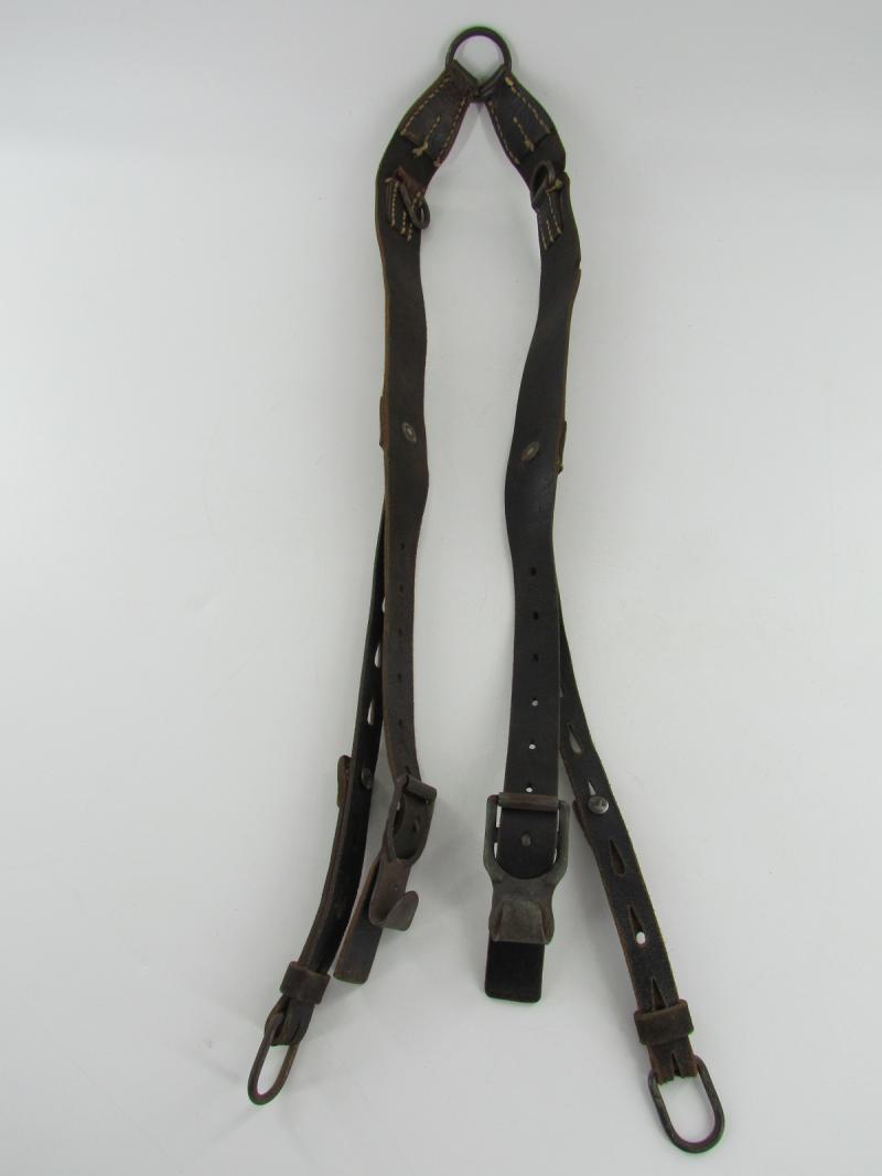 WH/SS incomplete Combat Y straps Marked