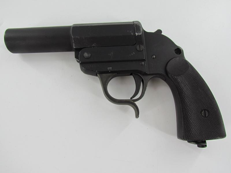 LP34 Aluminum flare gun marked