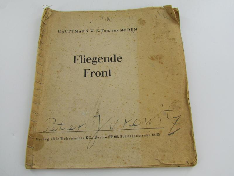 Luftwaffe Book Fliegend Front