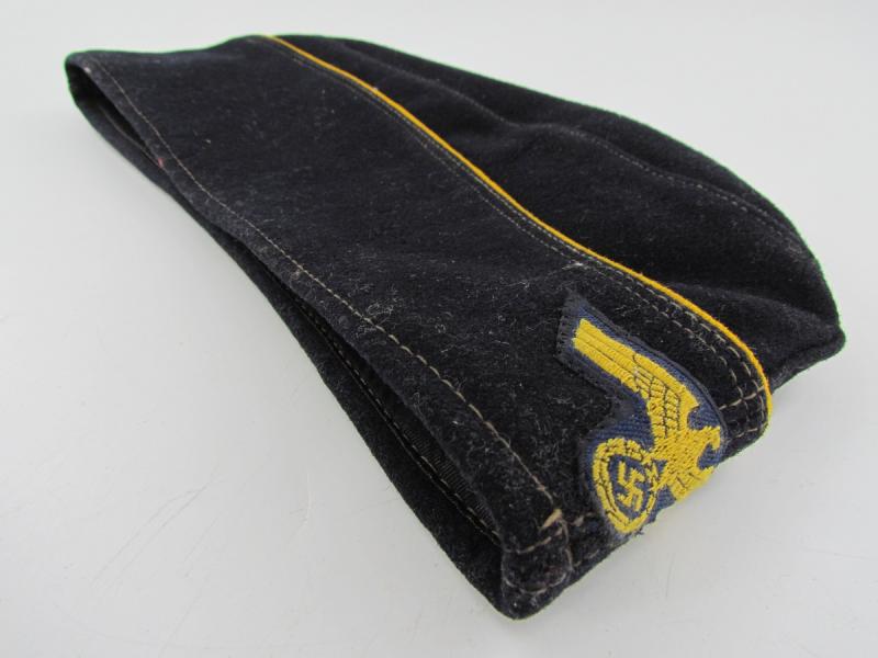 Kriegsmarine Nachrichtenhelferin Overseas Cap...RB numbered 1944