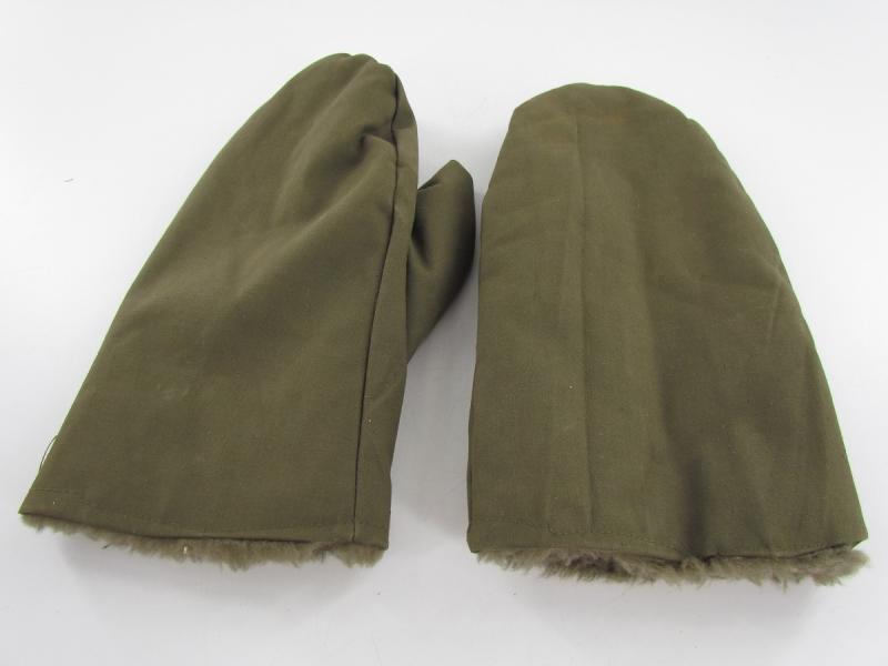 WH/SS Winter Gloves With Rabbit Fur RB Numbered 1942