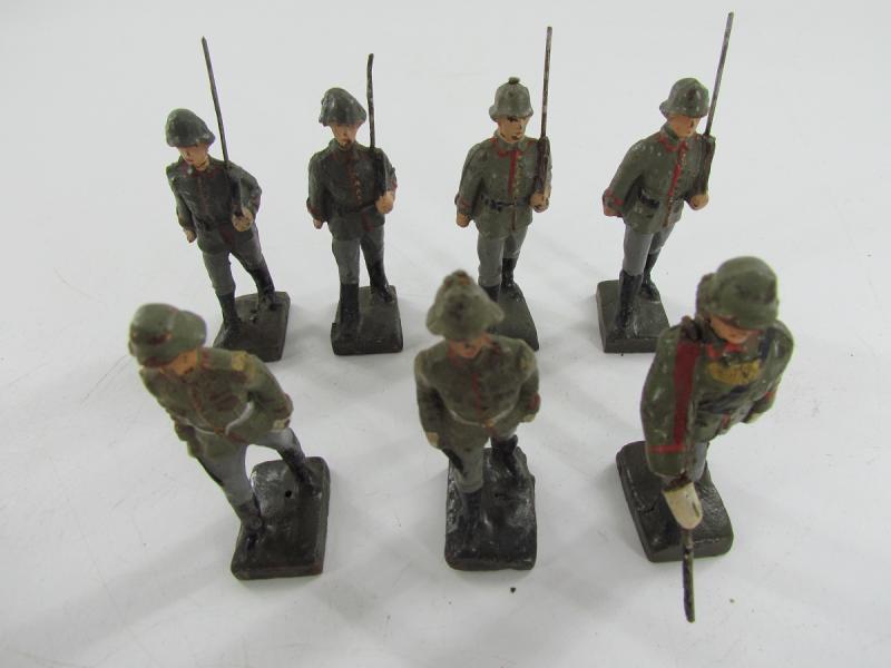 Grouping of 7 x WW2 Era German Toy Soldiers