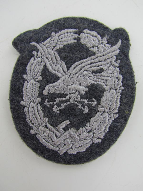 Luftwaffe Radio Operator & Air Gunner Cloth Badge