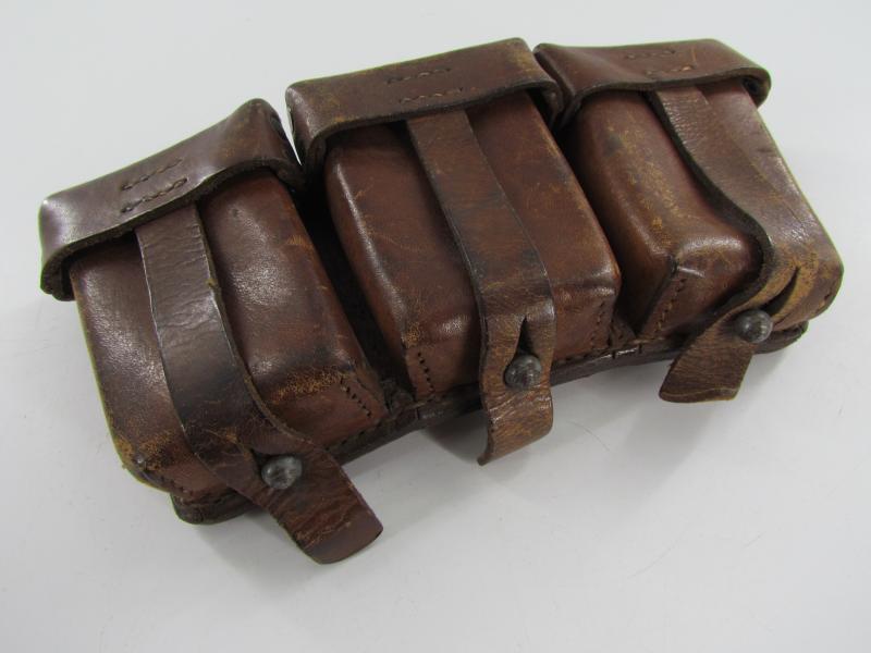 WH/SS Brown K98 Ammunition Pouch