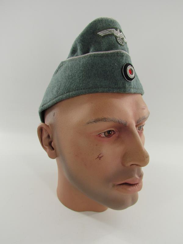 WH (Heer) Infantry Officer's Overseas Cap....Mint Condition