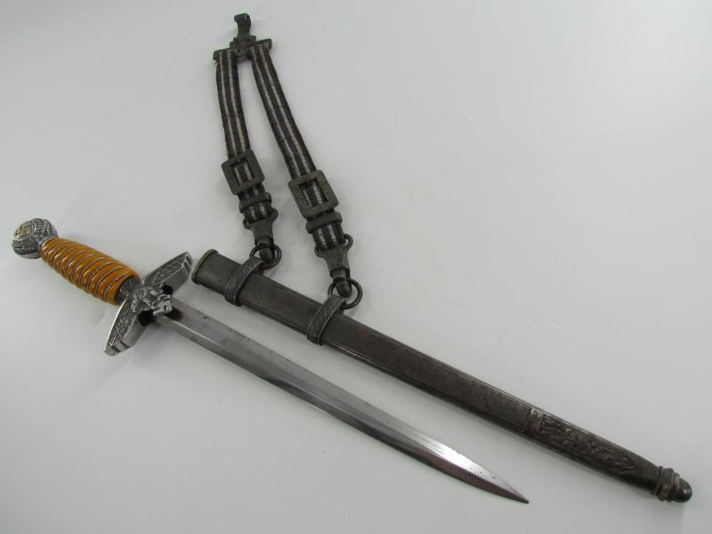 2nd Pattern Luftwaffe Dagger By Carl Eickhorn, Solingen