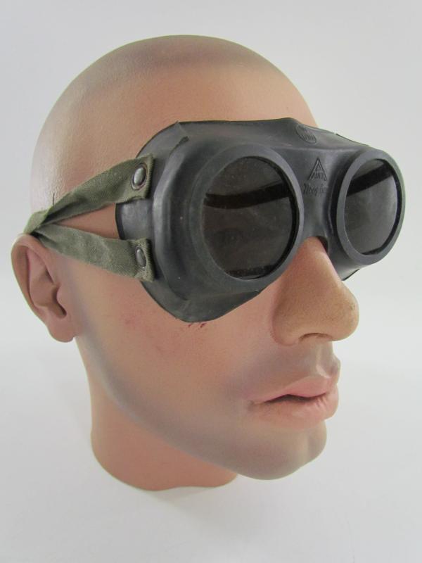 WH 'Auer Neophan' ( U boat ) Goggles in Pouch