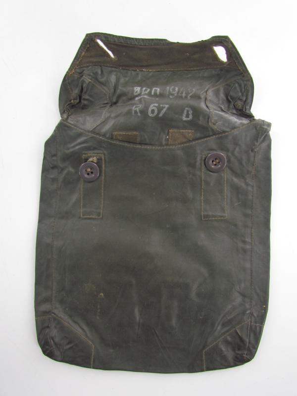 WH/SS Rubberized Gasplane Pouch...Marked 1942