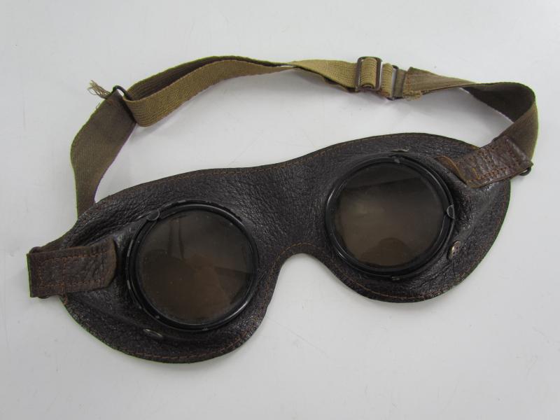 Wehrmacht or Waffen SS mountain troops protective goggles