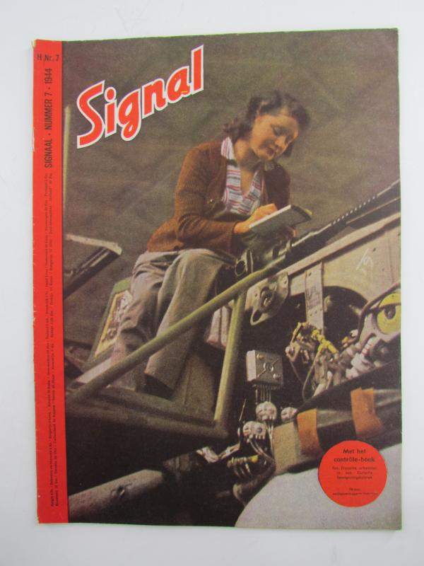 Signal German War Time magazine No 7 1944....Dutch