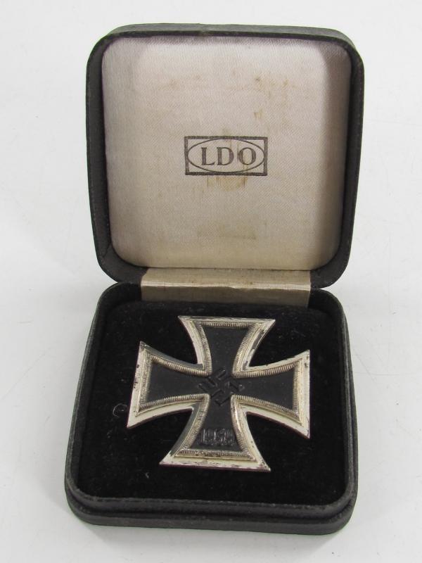 WW2 Iron Cross 1st Class With Case .... L/11