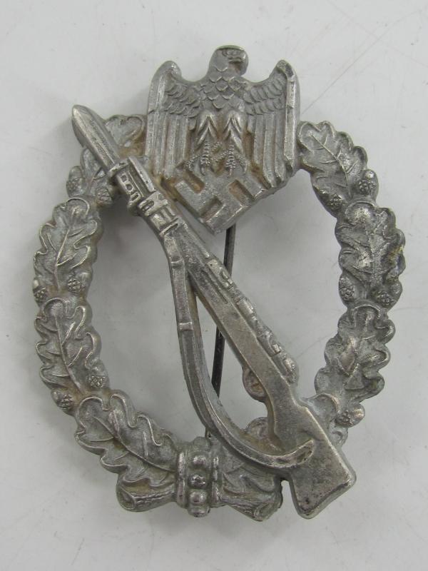 Infanterie Sturmabzeichen in Silber' ...Maker 2..Assmann