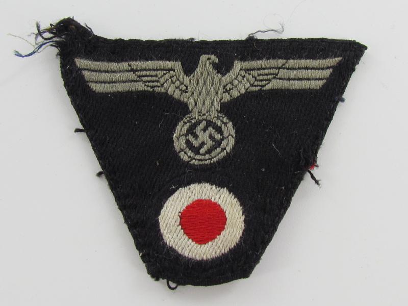 Bevo Wehrmacht Panzer ( Heer )Trapezoid Cap Insignia