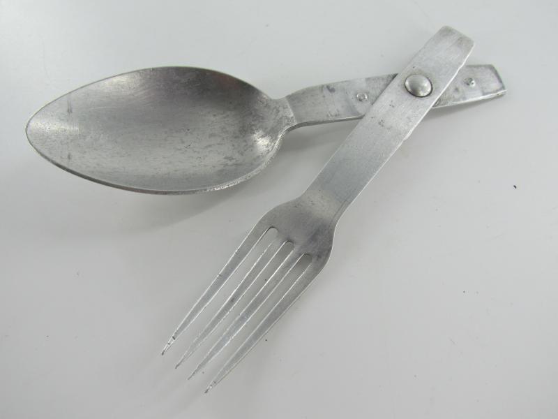 Wehrmacht Göffel -Spork ( HHL39 )....Rare!