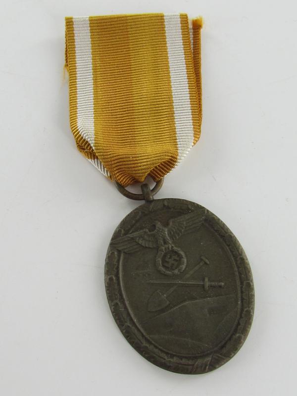 Westwall Medal ( Late War Zink )