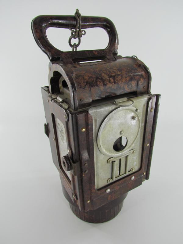 Wehrmacht Bakelite Carbide Lantern ( Einheitslaterne )