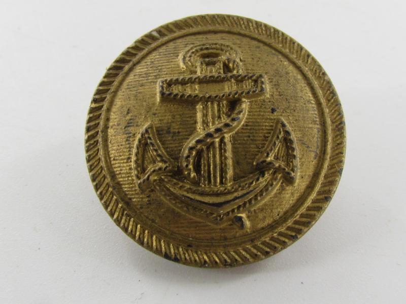 WW2 Kriegsmarine Button ...Marked 19 GF 43