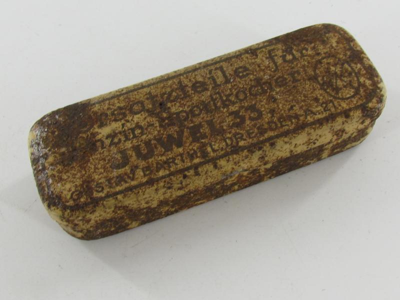 German 'Juwel 33' Spare Parts Tin