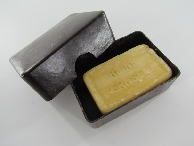 Wehrmacht Bakelite Soap Box with Content