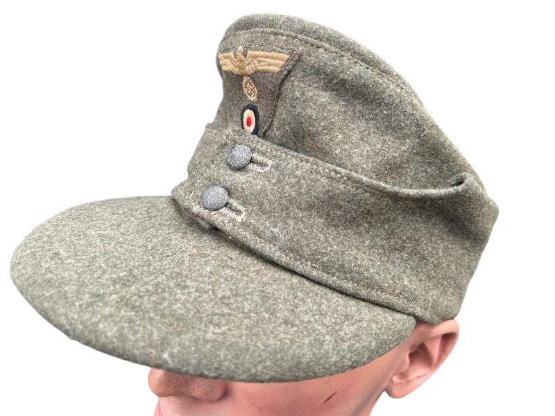 M43 Army (Heer) Field Cap ‘Einheitsfeldmütze’ with RBNr.