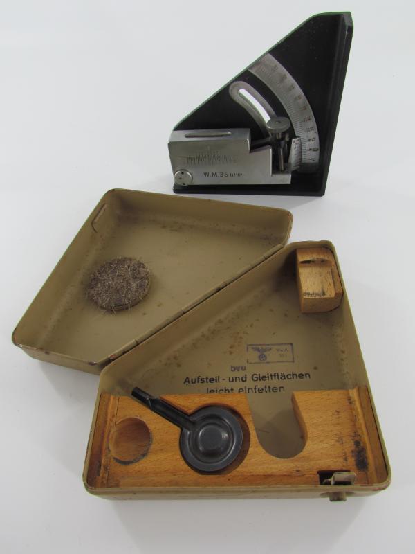 Wehrmacht Artillery Protractor W.M.35 in Original Tan Box