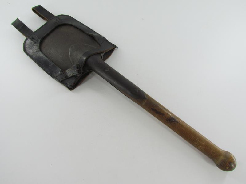 Wehrmacht M31 Trench Tool (shovel) in Cover