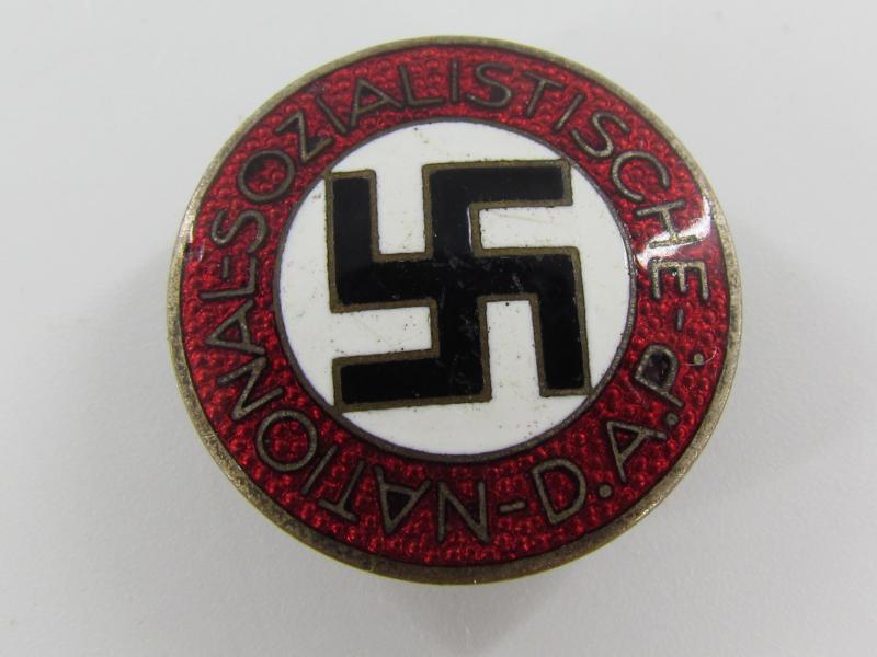 N.S.D.A.P Member Party badge. RZM M1/34 (Buttonhole variant.)