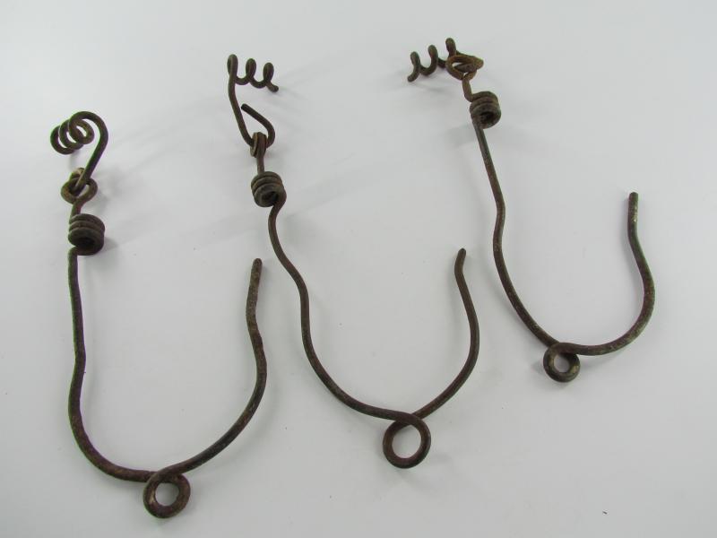 WH/SS Ff33 Field Phone Wire Tree Hooks