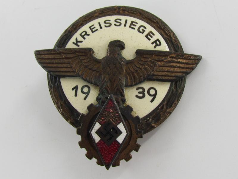 Hitler-Jugend Kreissieger Badge in Bronz 1939